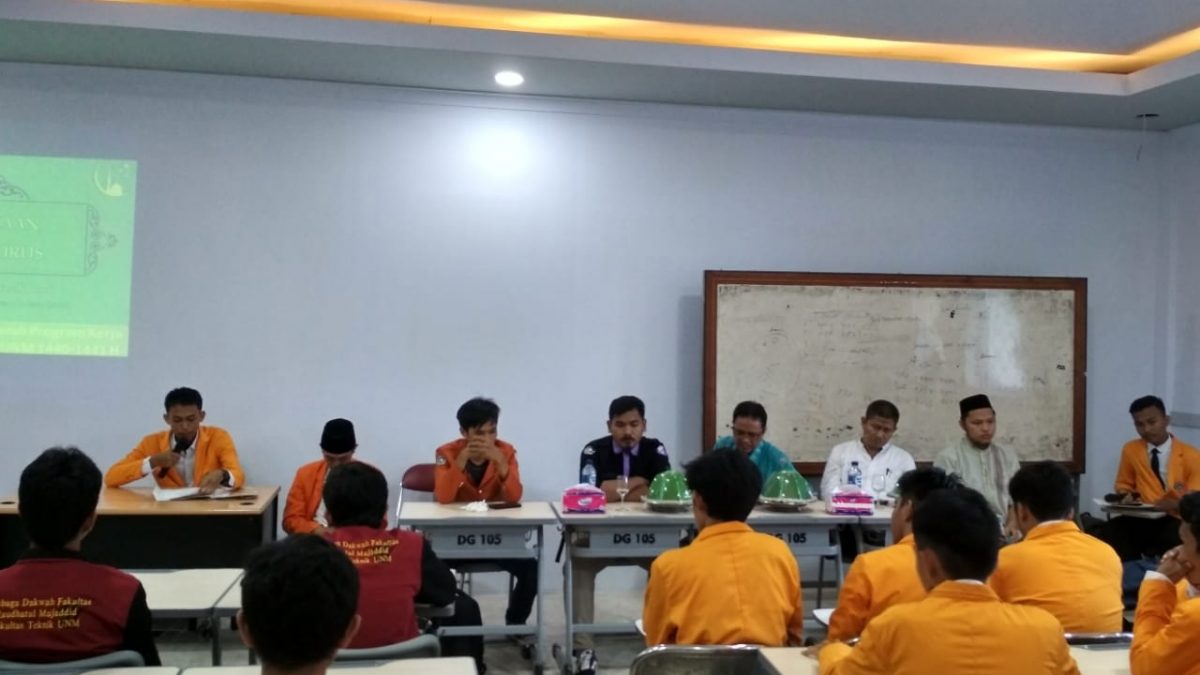PRESIDEN BEM FBS UNM RESMI LANTIK 9 PENGURUS PUSDAMM PERIODE 2019/2020