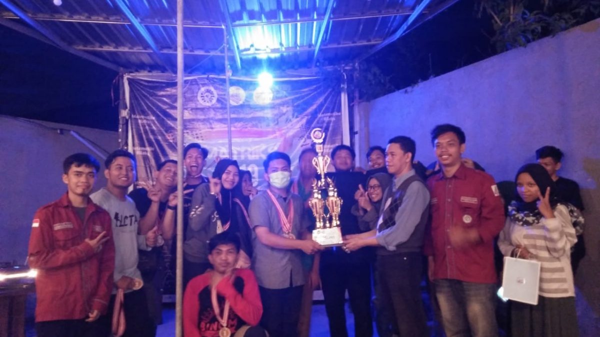 RESMI DITUTUP, MATRIKS 2019 HMJ MATEMATIKA RANGKAIKAN PENYERAHAN HADIAH