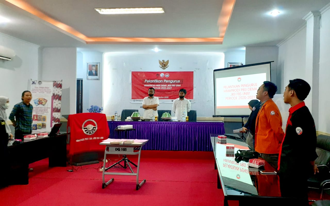 KAPRODI PBSI RESMI LANTIK 55 PENGURUS HIMAPRODI PBSI PERIODE 2020-2021