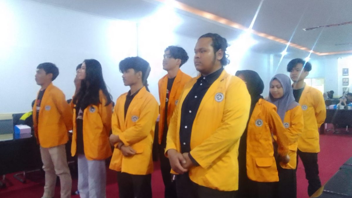 HMJ BAHASA INGGRIS SELENGGARAKAN PELANTIKAN PENGURUS PERIODE 2023-2024