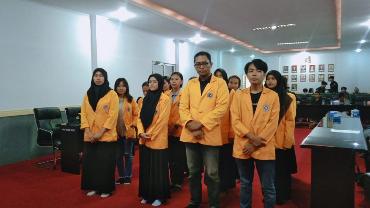 PELANTIKAN PENGURUS HMPS DEUTSCH, PLT KAPRODI TEKANKAN BEKERJA DENGAN NIAT