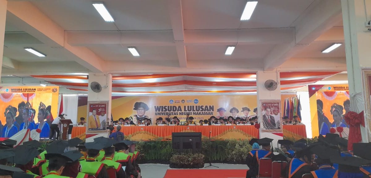 UNM LAKSANAKAN WISUDA PERIODE AGUSTUS