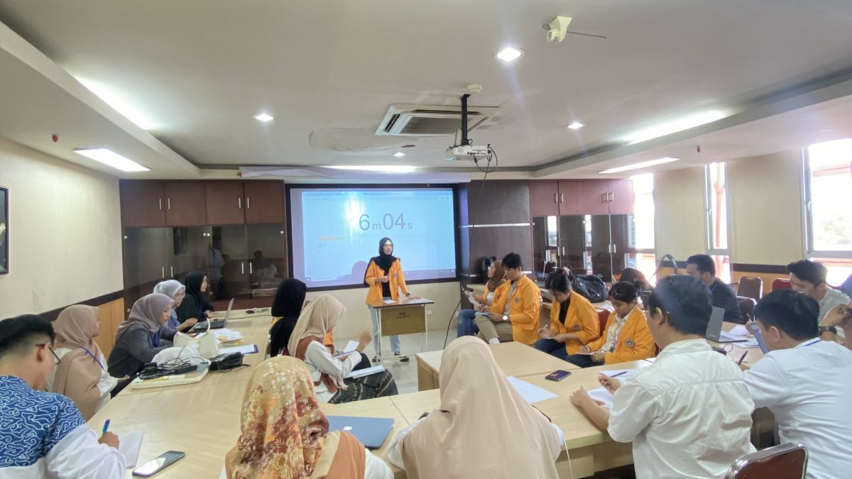 DUA MAHASISWA FBS TERPILIH WAKILI UNM PADA NUDC 2024 TINGKAT WILAYAH 