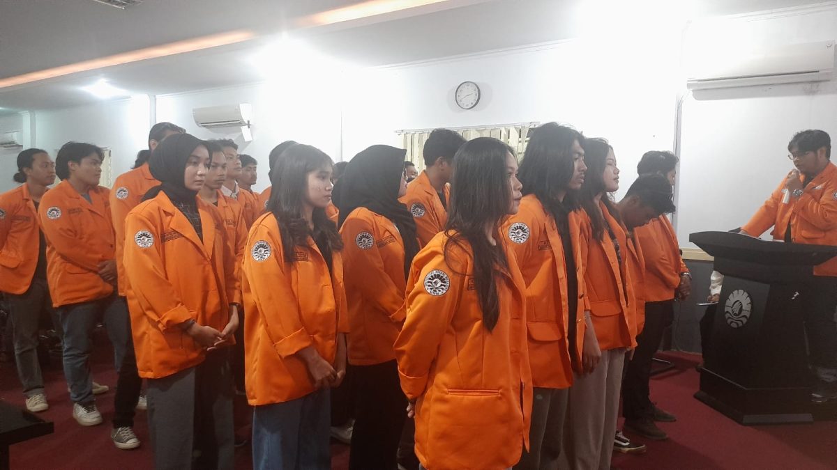 PELANTIKAN PENGURUS BEM FBS, WD III: PROKER HARUS SELARAS DENGAN KEGIATAN AKADEMIK
