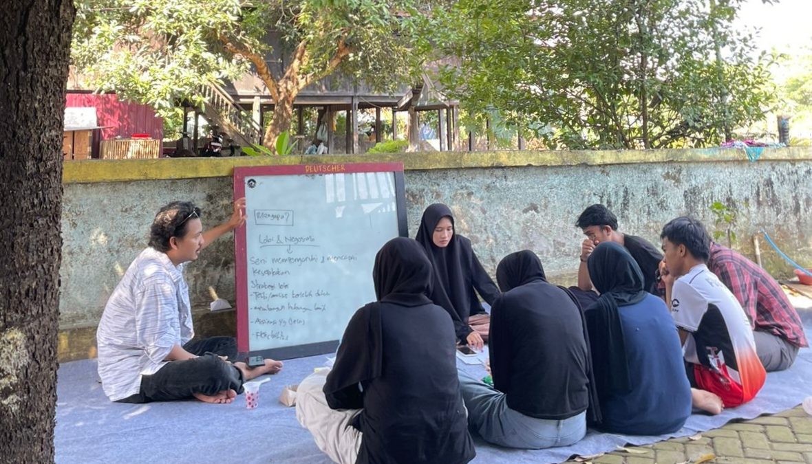 HMJ BAHASA ASING LAKSANAKAN FALEAD 2025 SEBAGAI LATIHAN KEPEMIMPINAN TINGKAT 1