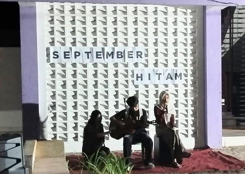 ANGKAT TEMA SEPTEMBER HITAM, BEM FBS UNM GELAR PANGGUNG EKSPRESI