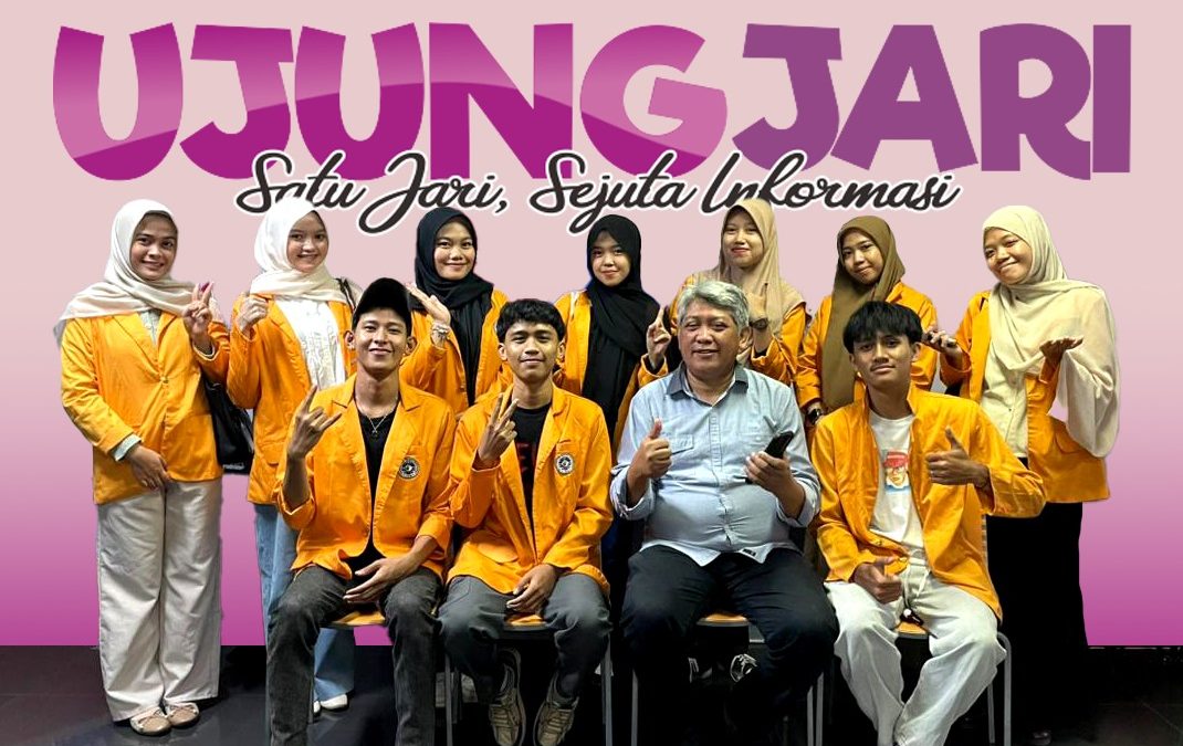 KUNJUNGI DAPUR REDAKSI UJUNGJARI.COM, MAHASISWA BEC PELAJARI ETIKA DAN TANTANGAN MEDIA DIGITAL