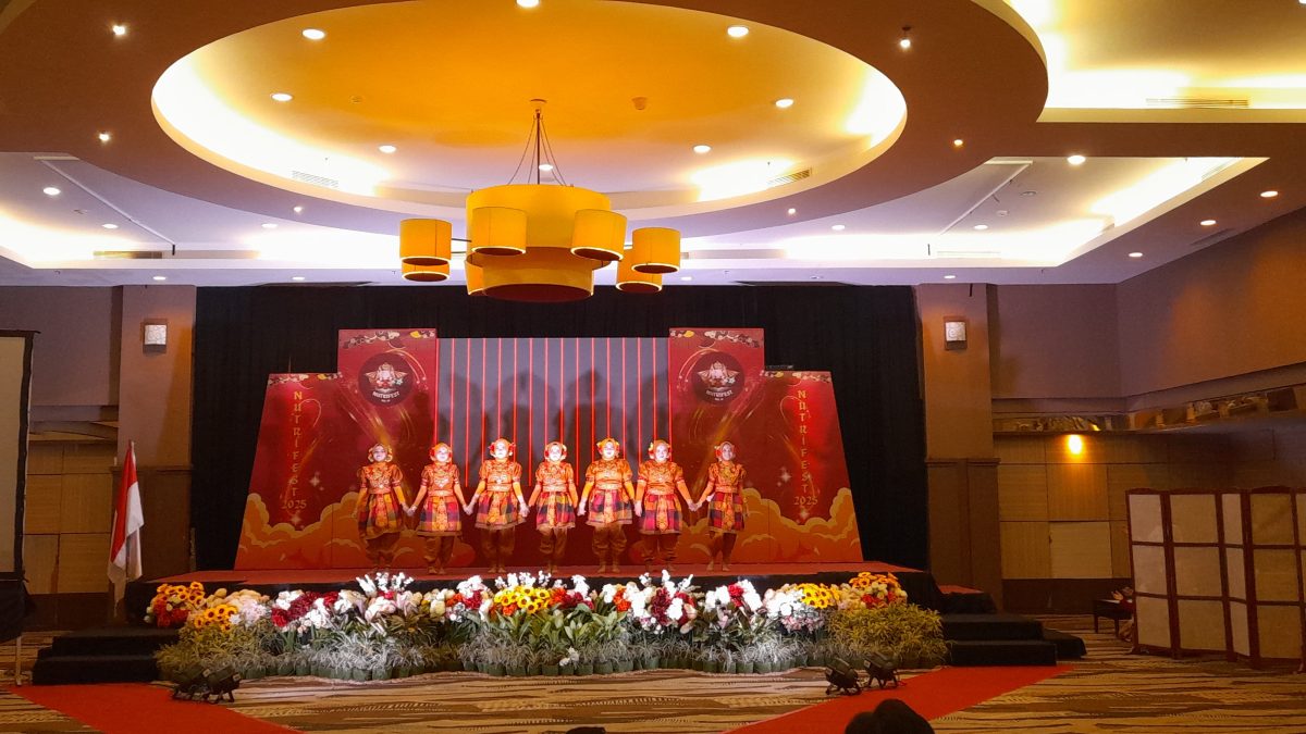 HMJ GIZI FIKK UNM GELAR NUTRIFEST VOL. IV DIRANGKAIKAN DENGAN DIES NATALIS