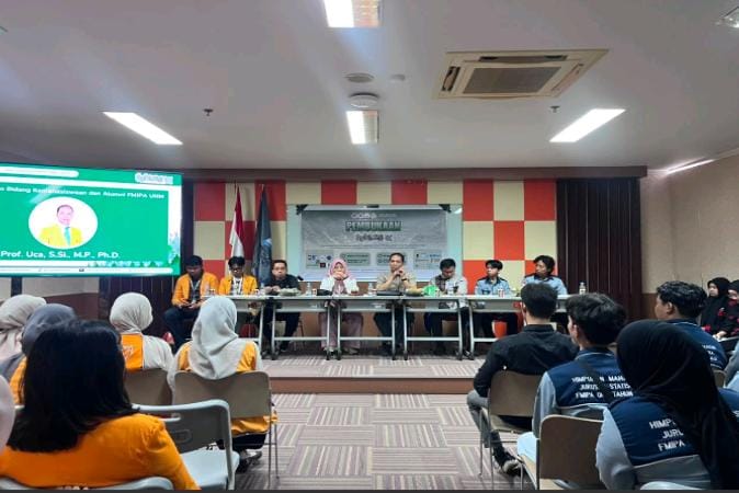 PEMBUKAAN ANALISIS IX, HMJ STATISTIKA FMIPA UNM, HADIRKAN BERAGAM PROGRAM PENGABDIAN